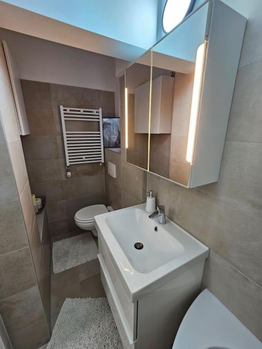 Affordable Suite In Vienna'S Hotpoint Extérieur photo